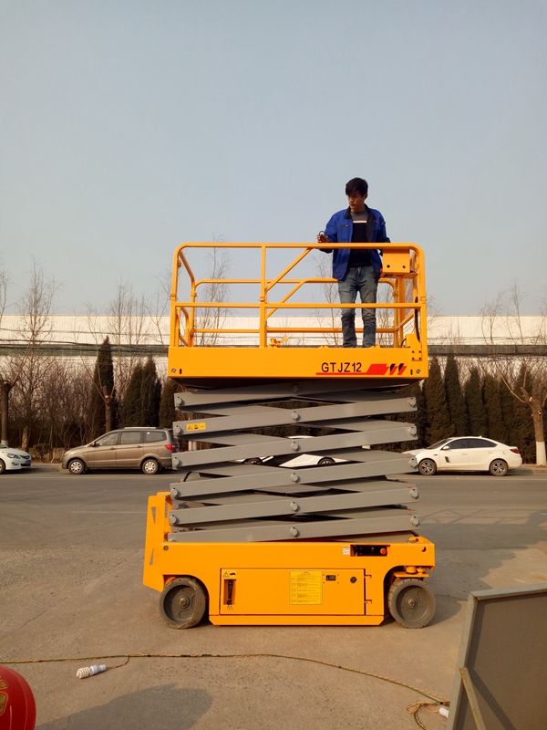 如何正確的購買液壓升降機？