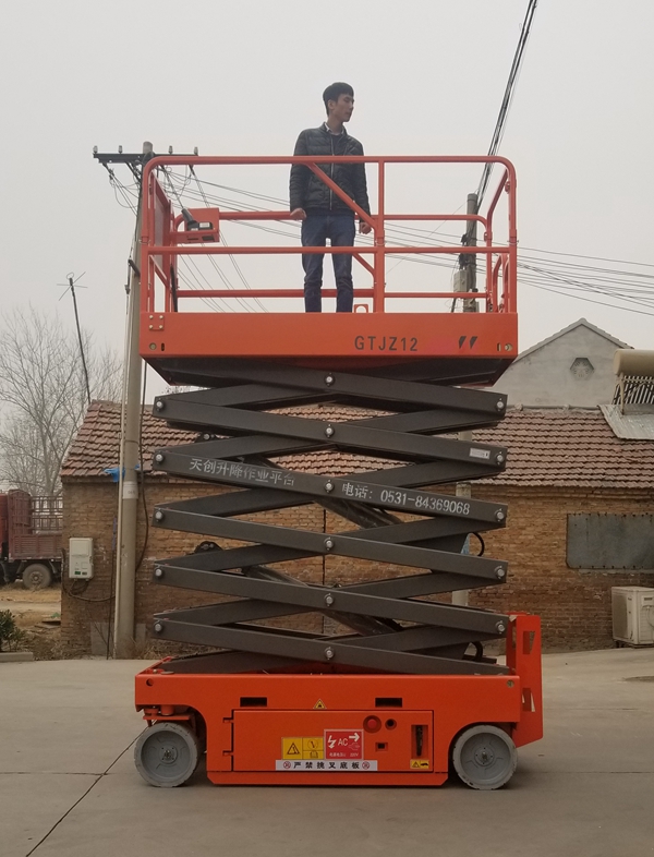 小型升降平臺廣泛應(yīng)用于哪里呢？