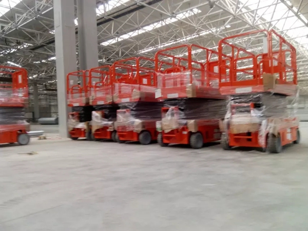 液壓升降機(jī) 簡解答液壓升降機(jī)的幾個(gè)常見問題